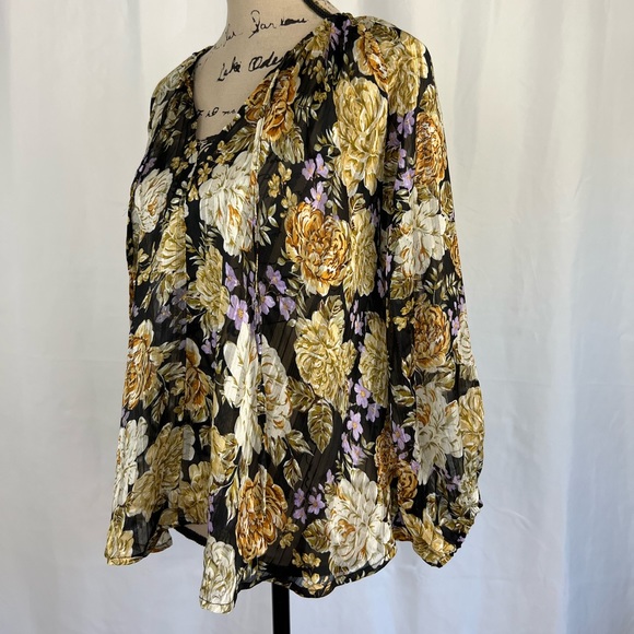 Floral Blouse - Picture 2 of 4